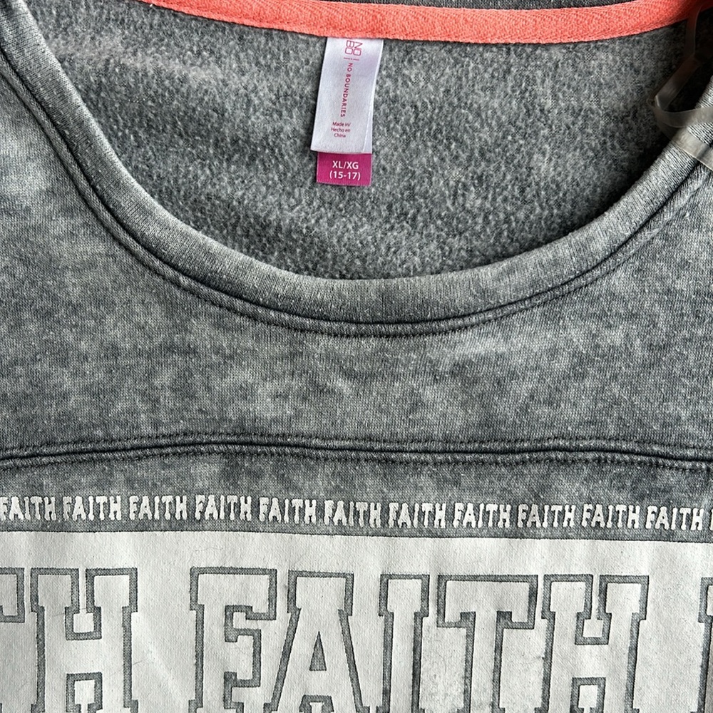 No Boundaries XL FAITH sweatshirt - Picture 2 of 3